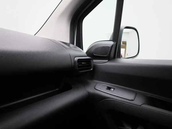 Opel Combo (2022) — foto 19 van 36