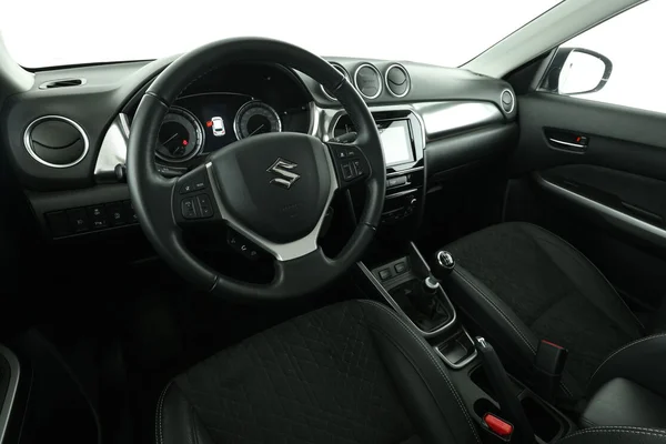Suzuki Vitara (2023) — foto 2 van 16