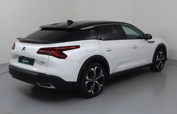 Citroen C5 X PHEV (2023) — foto 25 van 29