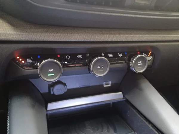 Citroën C5 X (2022) — foto 14 van 27