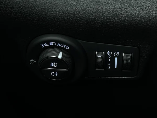 JEEP Compass (2024) — foto 19 van 29