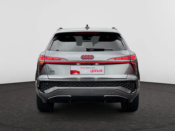 AUDI Q3 SUV e-hybrid (PHEV) (2025) — foto 9 van 24