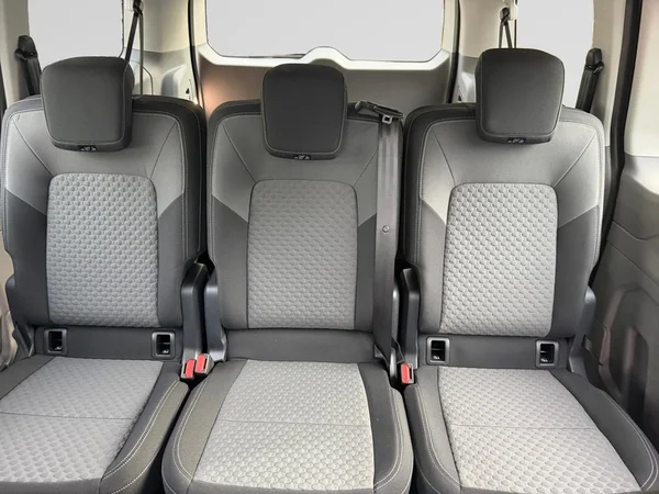 VOLKSWAGEN E-Transporter T7 32 Caravelle Swb (2026) — foto 9 van 23
