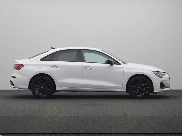 AUDI A3 Sedan Dsl (2025) — foto 20 van 22