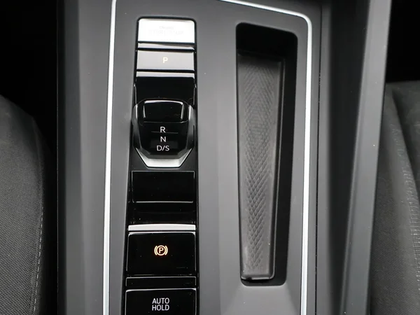 Volkswagen Golf (2022) — foto 15 van 25
