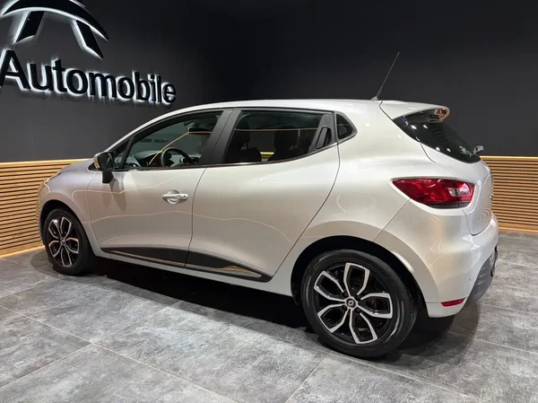 Renault Clio (2019) — foto 11 van 21