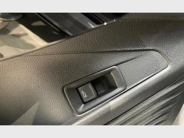 VOLKSWAGEN ID.4 (2026) — foto 13 van 22