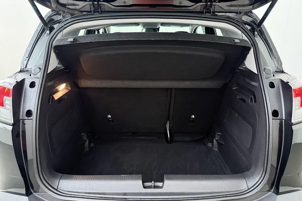 Opel Crossland (2021) — foto 18 van 22