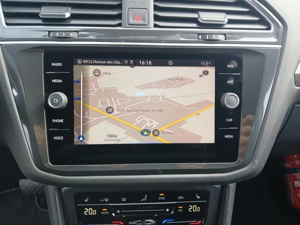 VOLKSWAGEN Tiguan Allspace (2022) — foto 9 van 21
