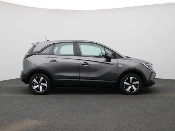 Opel Crossland (2022) — foto 35 van 37