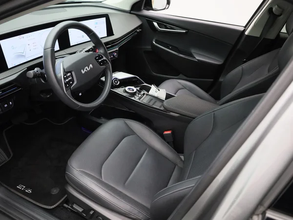Kia EV6 (2024) — foto 7 van 81
