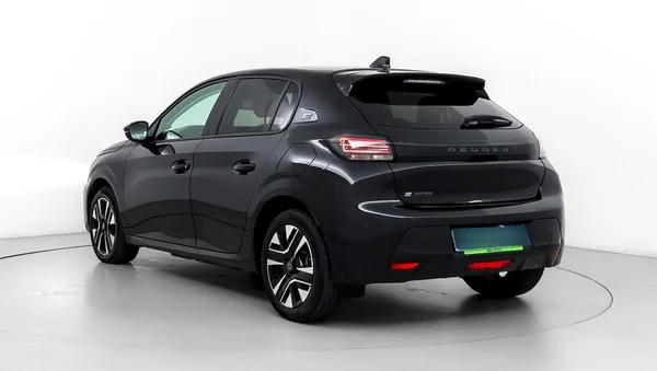 Peugeot E-208 (2025) — foto 23 van 74