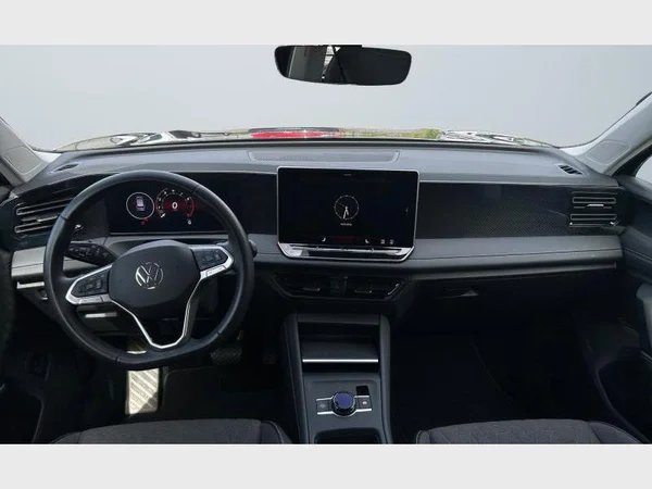 Volkswagen Tiguan (2024) — foto 4 van 29