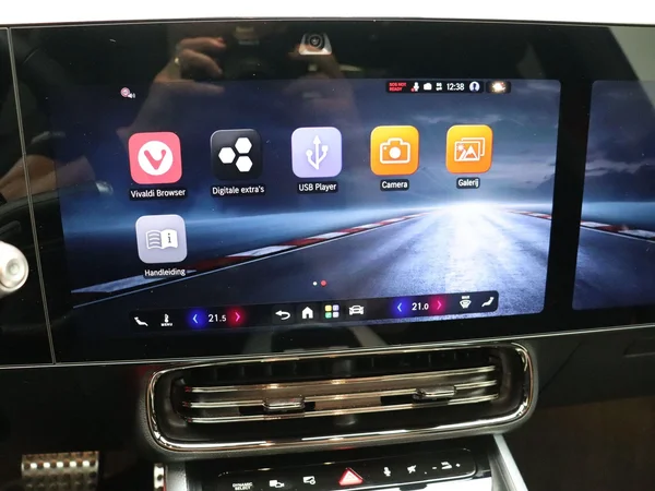 Mercedes-Benz CLA (2026) — foto 11 van 32
