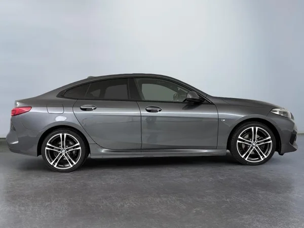 BMW Serie 2 218 (2020) — foto 12 van 17