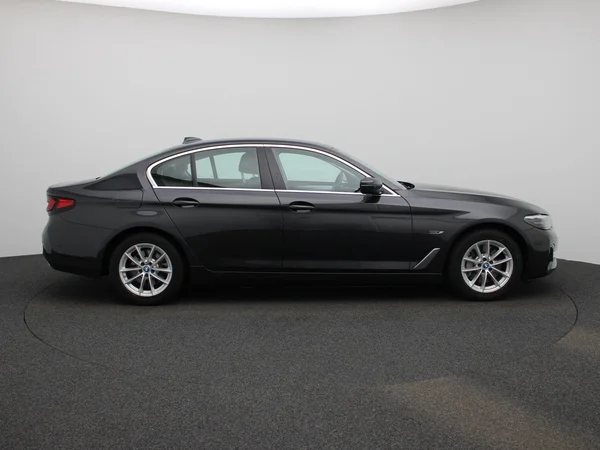 BMW 5 Reeks (2022) — foto 44 van 46