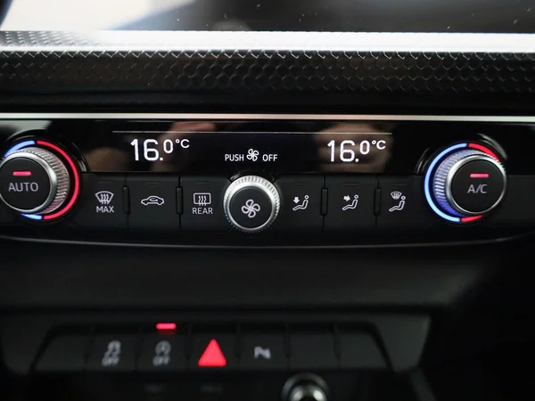 Audi A1 Sportback (2023) — foto 18 van 41
