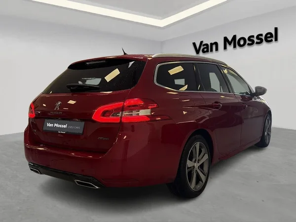 Peugeot 308 (2020) — foto 16 van 21