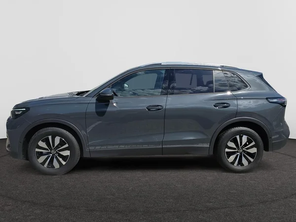 VOLKSWAGEN Tiguan (2026) — foto 12 van 24