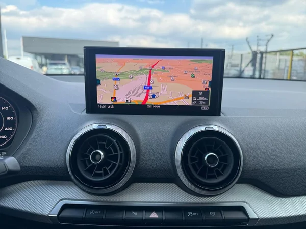 AUDI Q2 (2023) — foto 5 van 24