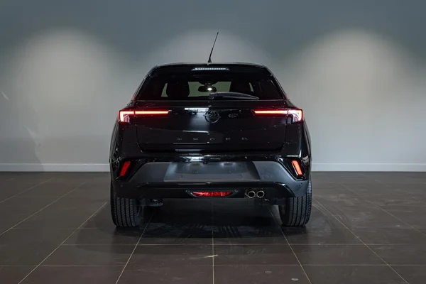 Opel Mokka (2021) — foto 29 van 32