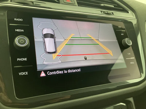 VOLKSWAGEN Tiguan Allspace (2023) — foto 28 van 36