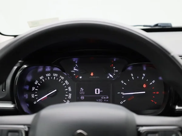 Citroën C3 (2022) — foto 2 van 35