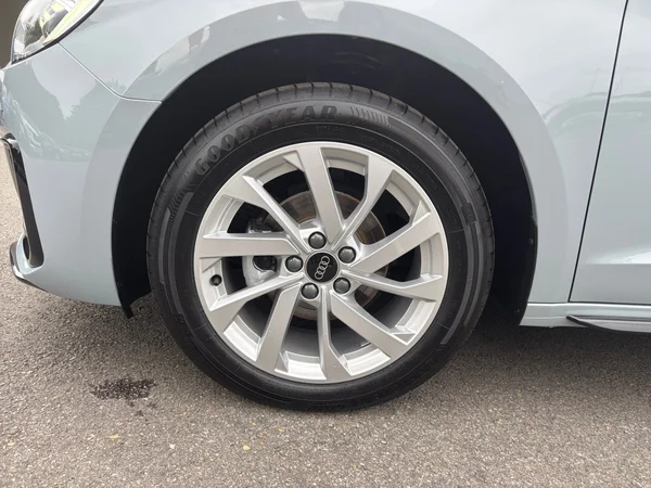 AUDI A1 Sportback (2024) — foto 13 van 20