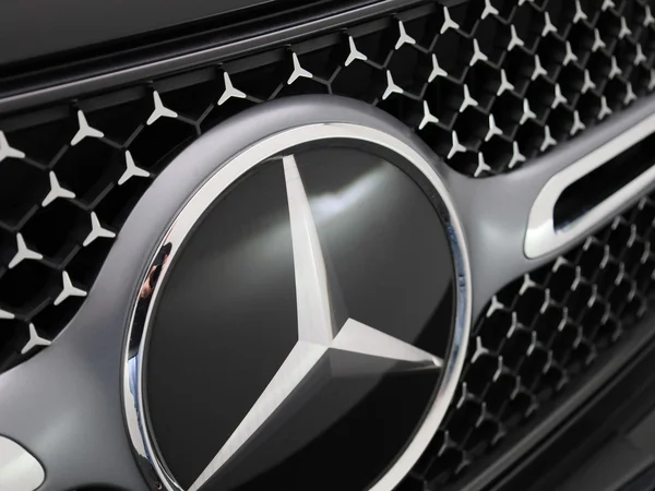 Mercedes-Benz GLC (2025) — foto 36 van 51