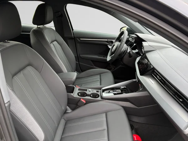 AUDI A3 Sportback (2024) — foto 5 van 16