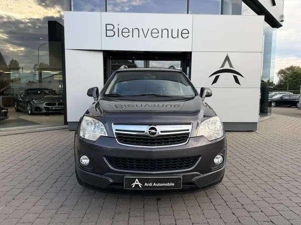 Opel Antara (2013) — foto 12 van 25