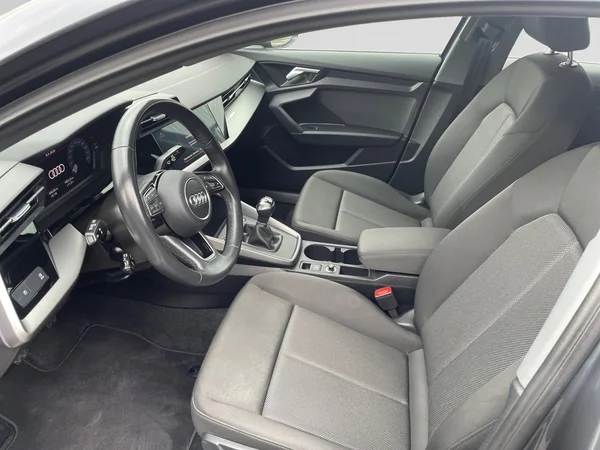 AUDI A3 Sportback (2023) — foto 20 van 20
