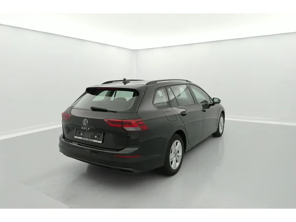 VOLKSWAGEN Golf Variant VIII (2023) — foto 36 van 36