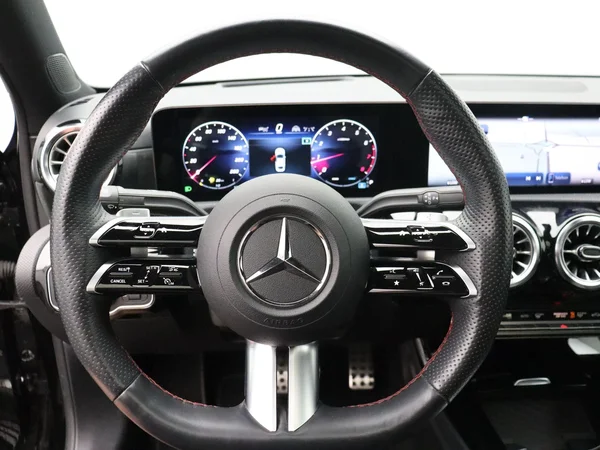 Mercedes-Benz A-Klasse (2023) — foto 9 van 27
