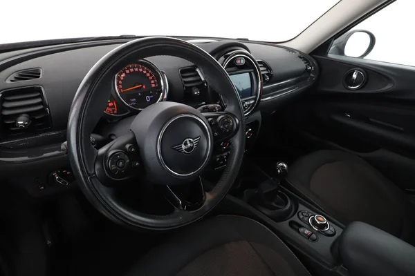 MINI Clubman (2019) — foto 2 van 16