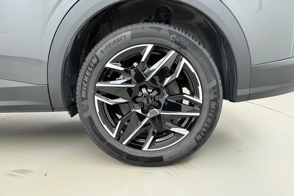 Peugeot 5008 (2025) — foto 16 van 19