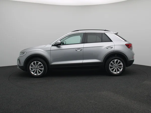 VOLKSWAGEN T-Roc (2026) — foto 4 van 15