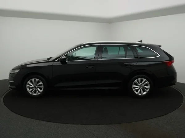 Škoda Octavia (2025) — foto 7 van 25