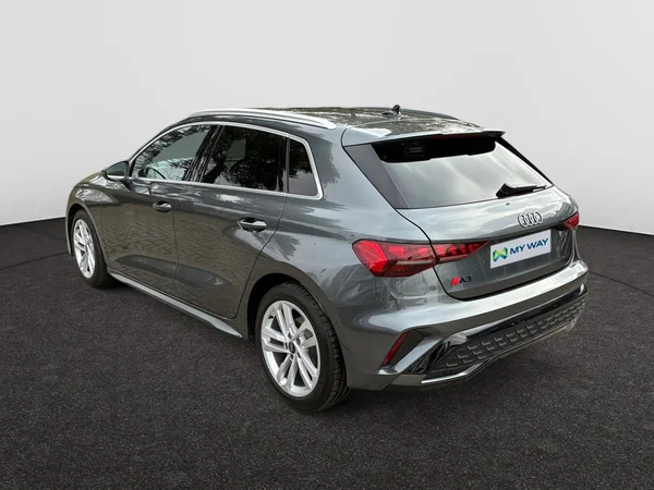 AUDI A3 Sportback (2025) — foto 18 van 24