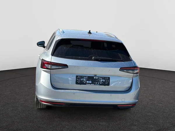 SKODA Superb Combi (2026) — foto 20 van 24