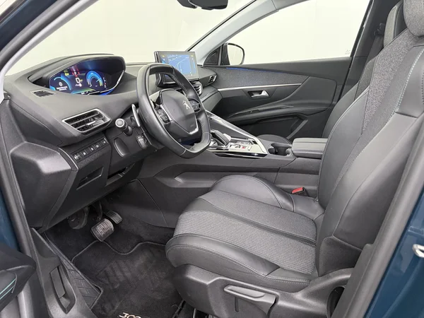 PEUGEOT 3008 (2022) — foto 2 van 27