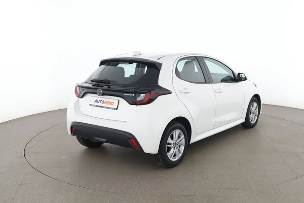 Mazda 2 (2023) — foto 12 van 16