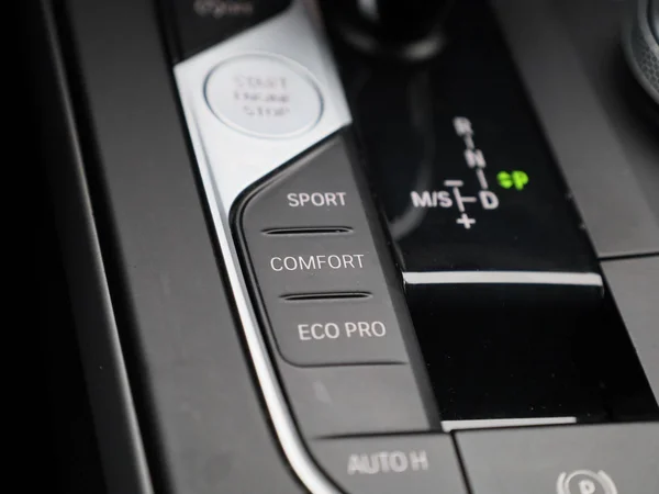 BMW 1 Reeks (2023) — foto 16 van 39