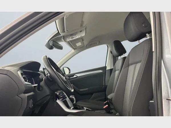 Volkswagen T-Roc (2022) — foto 21 van 21