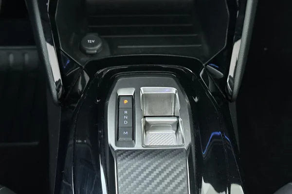 Peugeot 2008 (2023) — foto 4 van 32