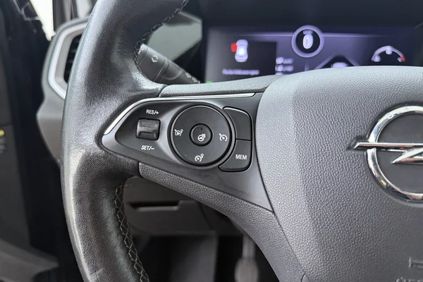 Opel Grandland (2022) — foto 6 van 21