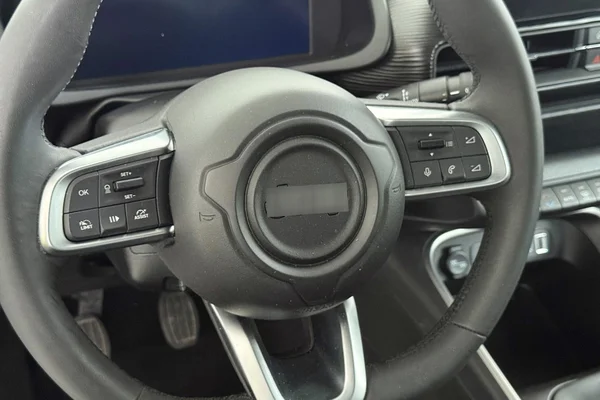 Jeep Avenger (2024) — foto 15 van 26