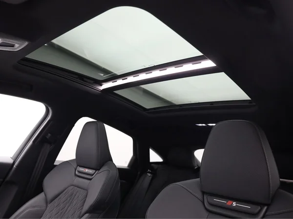 AUDI Q6 Sportback e-tron (2025) — foto 21 van 28