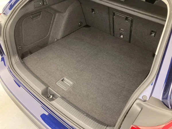 VOLKSWAGEN Golf VIII SW (2024) — foto 14 van 36