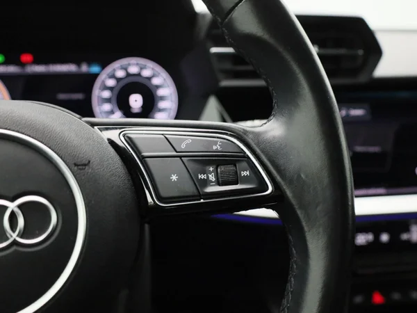 Audi A3 (2021) — foto 14 van 38